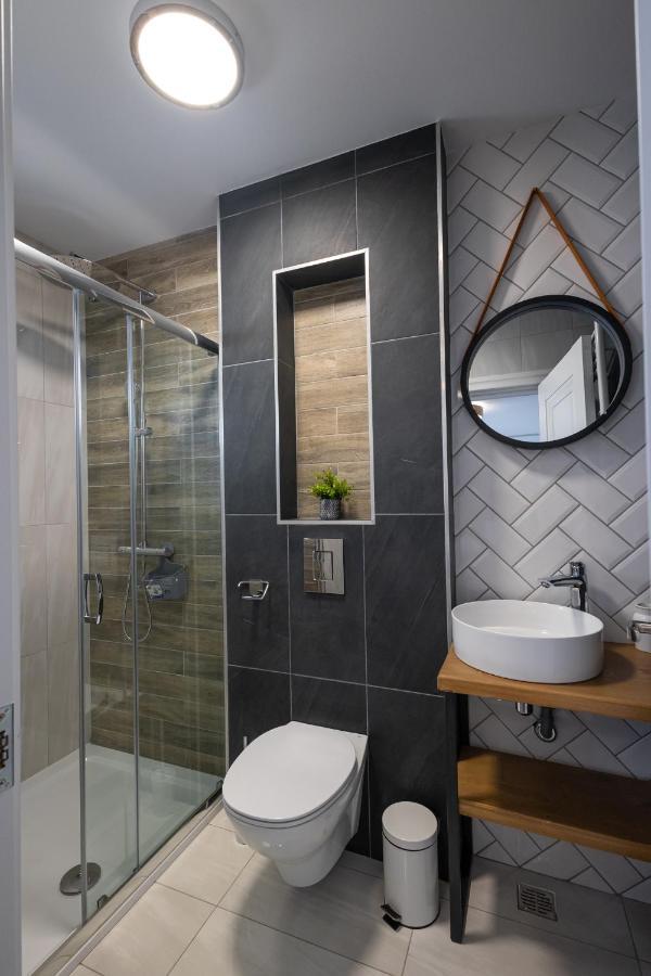 B59 Boutique Hotel Câmpulung Moldovenesc Buitenkant foto