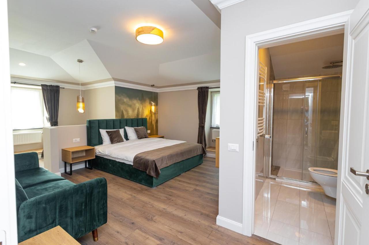 B59 Boutique Hotel Câmpulung Moldovenesc Buitenkant foto