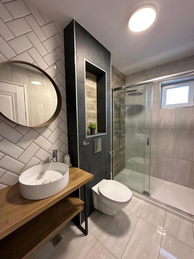 B59 Boutique Hotel Câmpulung Moldovenesc Buitenkant foto