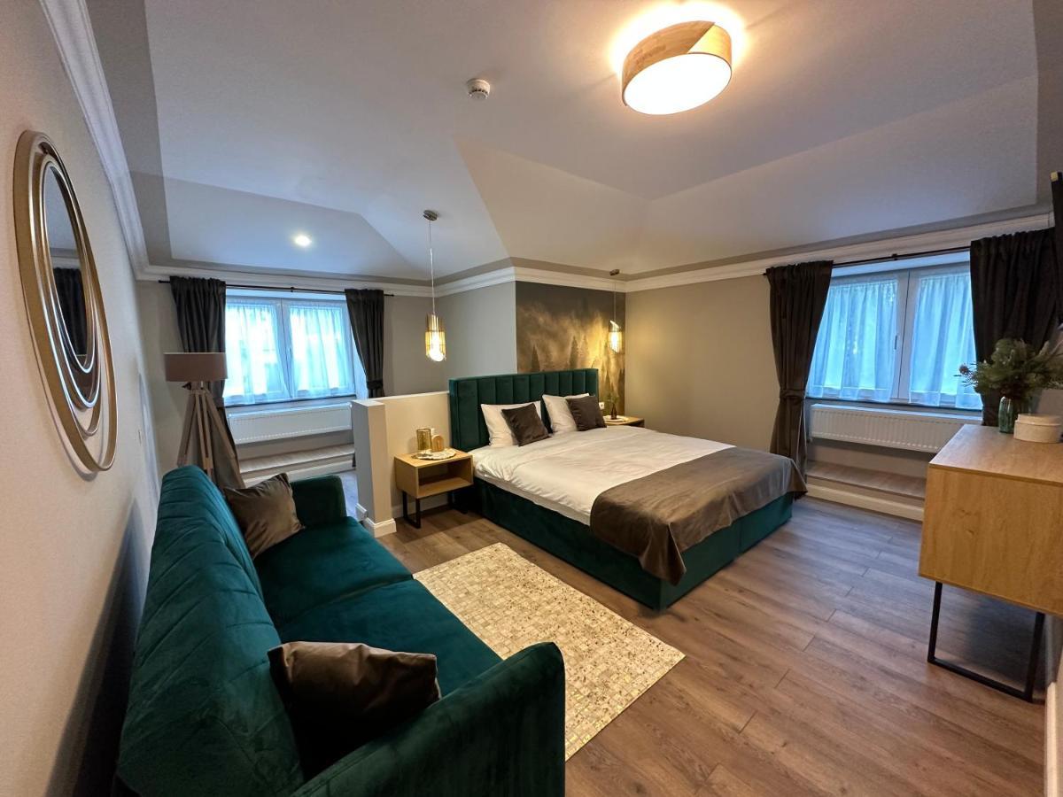 B59 Boutique Hotel Câmpulung Moldovenesc Buitenkant foto